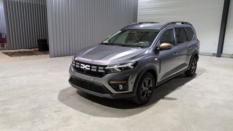 Dacia Jogger TCE 110 7 PLACES GSR2 BVM6 EXTREME + PACK NAVI 10KM - 12% 2025 occasion La Rochelle 17000