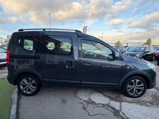 Dokker COMBI STEPWAY 1.5 DCI 90Ch - 1&Egrave;RE MAIN - CLIMATISATION - REG 2016 occasion 27000 &Eacute;vreux
