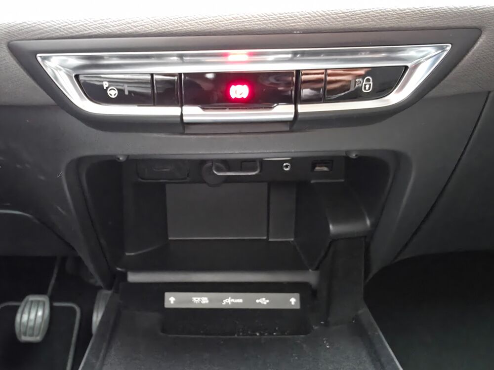 Grand C4 Spacetourer 1.6 BLUEHDI 120ch SHINE / 7 PLACES / CAMERA / CARPLAY / PARK 2018 occasion 17100 Saintes
