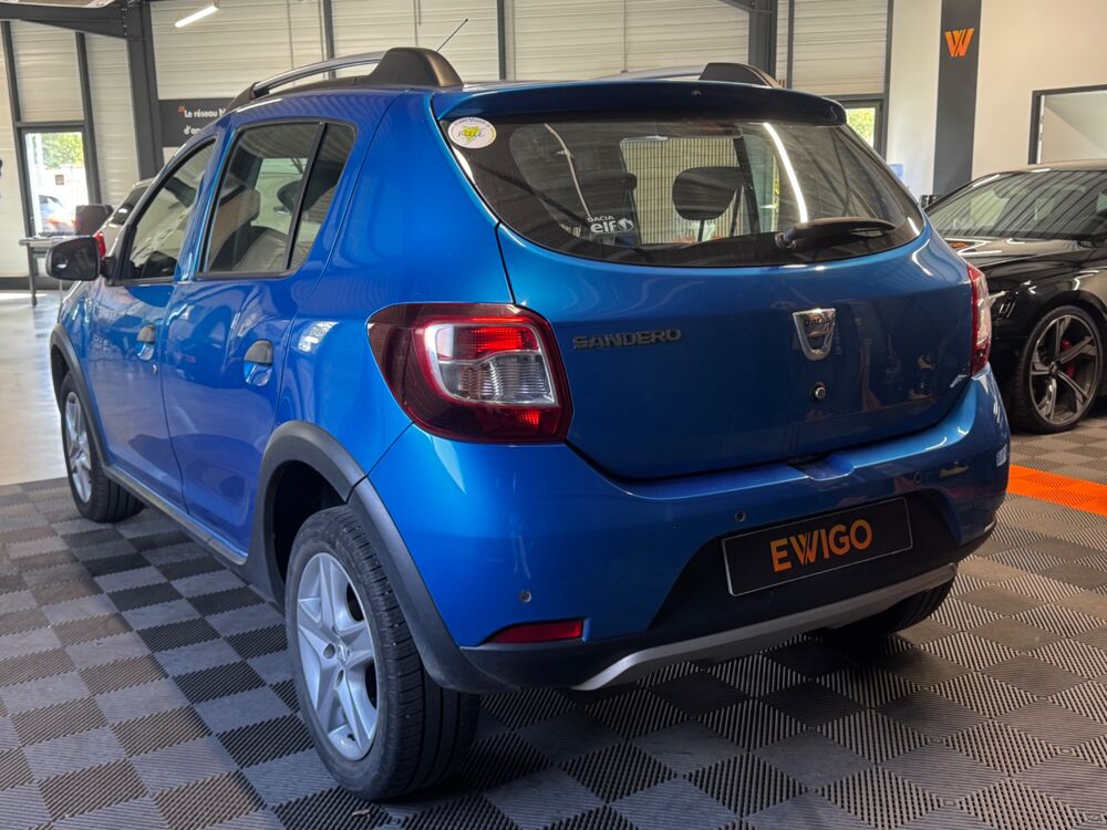 Sandero 1.5 DCI 90 Ch -STEPWAY - DISTRIBUTION OK 2015 occasion 79000 Niort