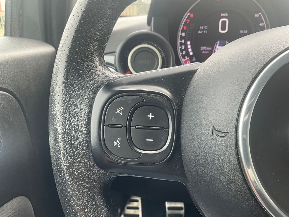 500 CABRIOLET 595 1.4 T 145 TURISMO / NAVIGATION / BLUETOOTH 2019 occasion 17000 La Rochelle