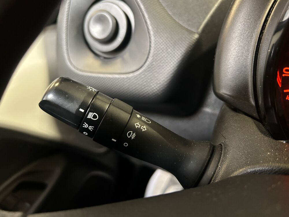 108 1.0 VTI 70CH ACCESS / REGULATEUR DE VITESSE / ROUE DE SECOUR 2020 occasion 78125 Gazeran