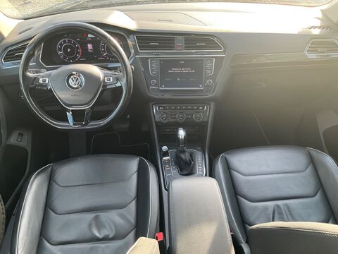 Tiguan 1.4 TSI 150 ACT CARAT EXCLUSIVE DSG6 / Toit ouvrant / Entret 2017 occasion 17000 La Rochelle