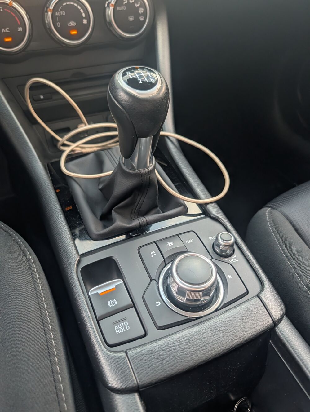 Cx-3 SKYACTIV-D 115CH DYNAMIQUE - 1ER MAIN - CARPLAY SIEGES CHAUF 2019 occasion 57600 Forbach