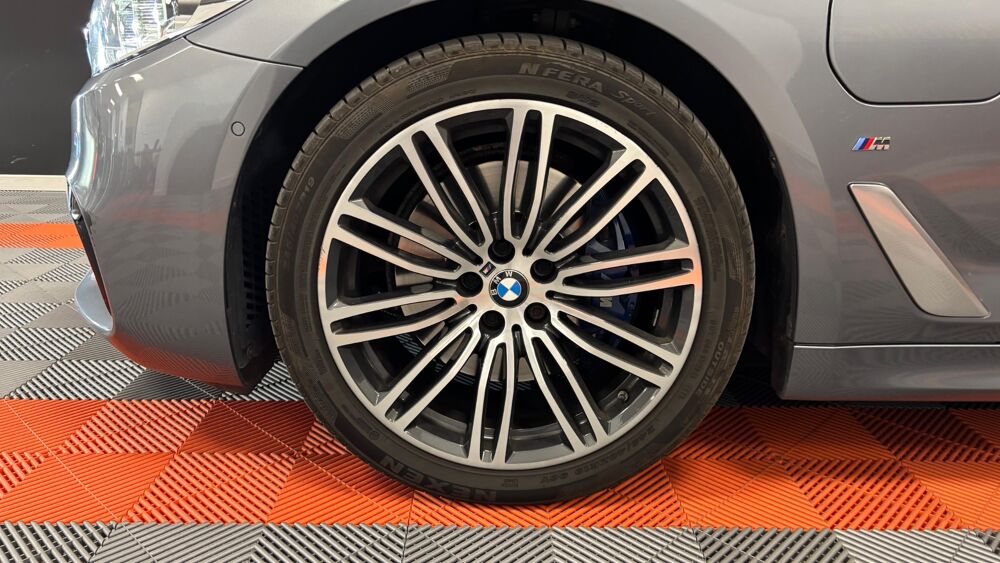 S&eacute;rie 5 BMW 530e iPERFORMANCE 252ch BVA8 M SPORT 2019 occasion 34430 Saint-Jean-de-V&eacute;das