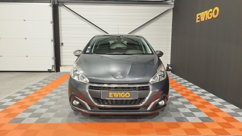 208 PHASE I 1.2 110CV ALLURE / DISTRIBUTION OK / CLIMATISATION A 2017 occasion 17430 Tonnay-Charente