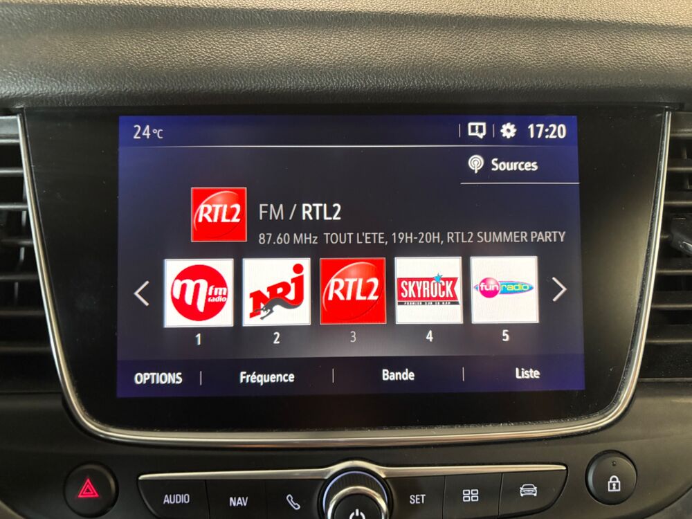 Grandland x 1.6 TD 120 Ch BLUE-INJECTION ELITE NAVI 4X2 BVA START-STOP 2018 occasion 79000 Niort