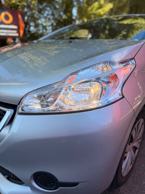208 GENERATION-I 1.6 E-HDI 90Ch ACTIVE - BLUETOOTH - REGULATEUR 2012 occasion 76150 Saint-Jean-du-Cardonnay