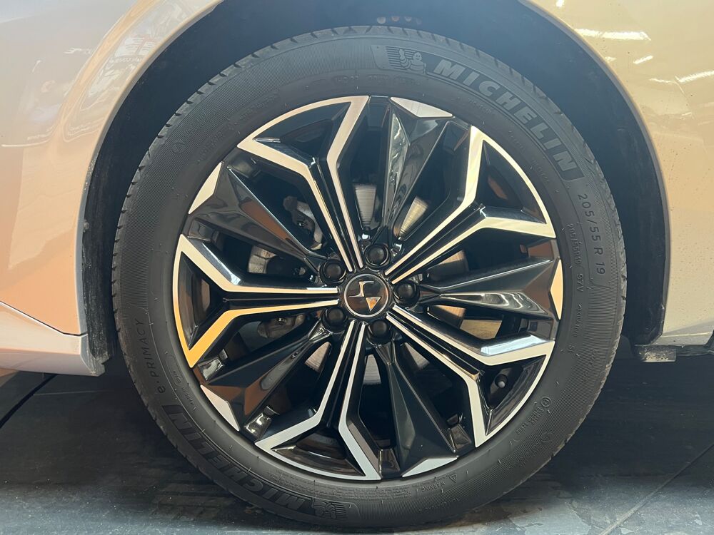 DS4 RIVOLI 1.2L 130ch EAT8 | FULL OPTIONS | CAM&Eacute;RA 360&deg; | SI&Egrave;GES 2023 occasion 33320 Eysines