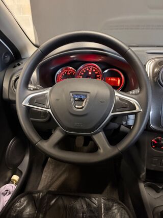 Sandero 1.0 SCE 75CH AMBIANCE- 1 ERE MAIN- FAIBLE KILOMETRAGE-BLUETO 2018 occasion 69400 Arnas