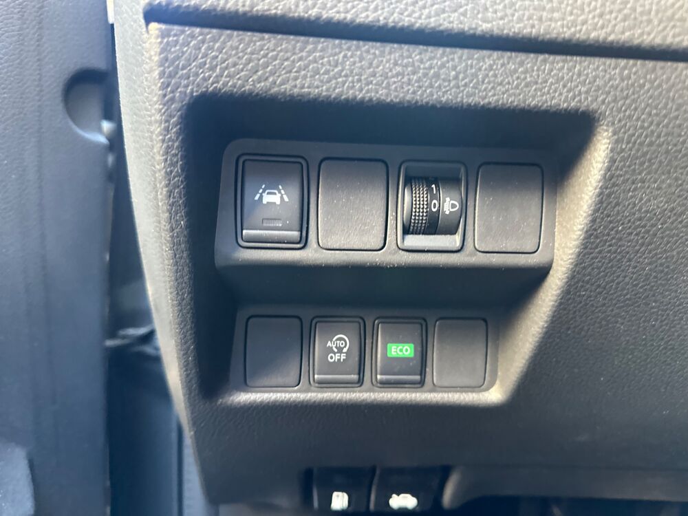 Qashqai GENERATION-II 1.5 DCI 116CH N-CONNECTA 2WD DCT bva 2020 occasion 25000 Besan&ccedil;on