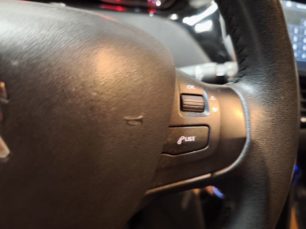 208 GENERATION-I 1.2 vti 80 LIKE 2015 occasion 60740 Saint-Maximin
