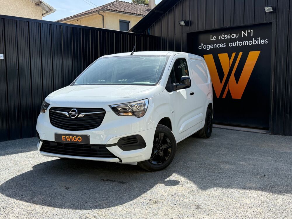 Combo VU 6 250 HT / FOURGON 1.5 TD 100CH H1 SELECT / CLIM - CARPLAY 2020 occasion 24750 Tr&eacute;lissac