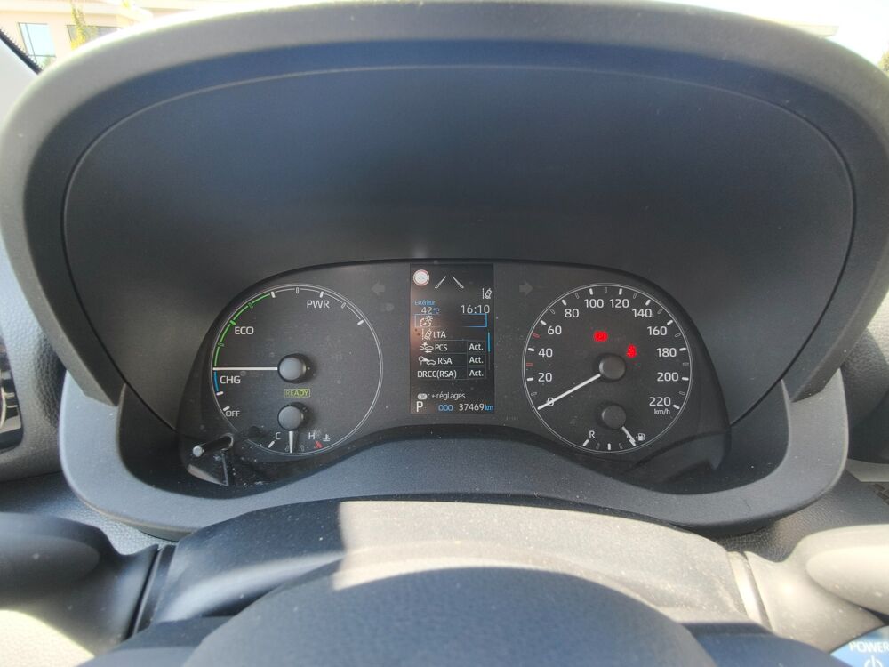 Yaris 1.5 116 CH FULL-HYBRID HATCHBACK DYNAMIC BVA 1ERE MAIN / CAR 2023 occasion 40000 Mont-de-Marsan