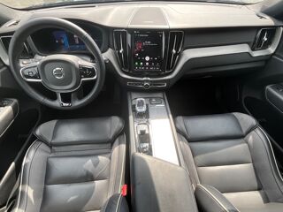 XC60 Black &eacute;dition II T6 253cv+145cv SIEGES CHAUFFANTS AV/AR / RE 2023 occasion 17000 La Rochelle