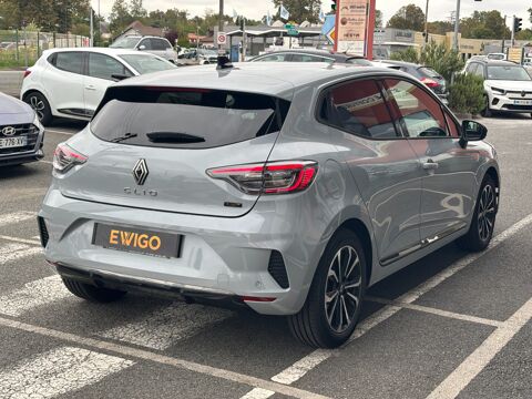 Clio 1.6 E-TECH 145 ch FULL-HYBRID TECHNO BVA 2023 occasion 64320 Idron