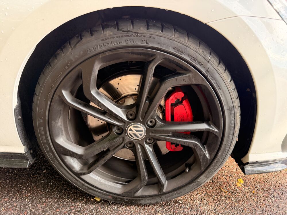 Golf 2.0 TSI 290Ch GTI TCR DSG BVA - LIGNE AKRAPOVIC - DYNAUDIO - 2019 occasion 76150 Saint-Jean-du-Cardonnay