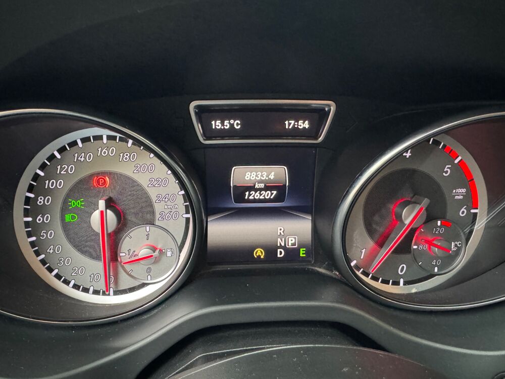 Classe GLA 2.2L 200 CDI 136ch INSPIRATION - CAMERA DE RECUL 2015 occasion 38420 Le Versoud