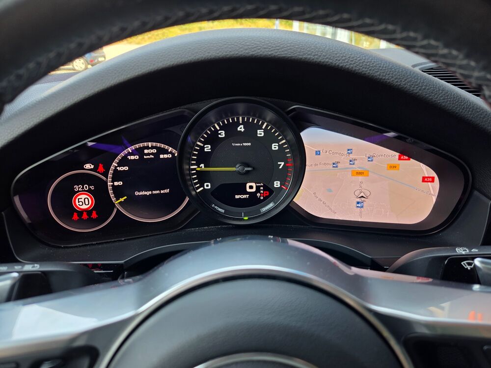 Cayenne 3.0 E-HYBRID 462H 340 PHEV 14.1KWH PLATINUM EDITION BVA PORS 2023 occasion 68170 Rixheim