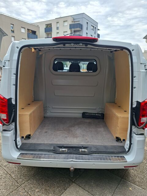 Vito MIXTO 2.0 119 CDI 190CV - 5 PLACES - SELECT - 4X4 - BVA9 - E 2023 occasion 69150 D&eacute;cines-Charpieu