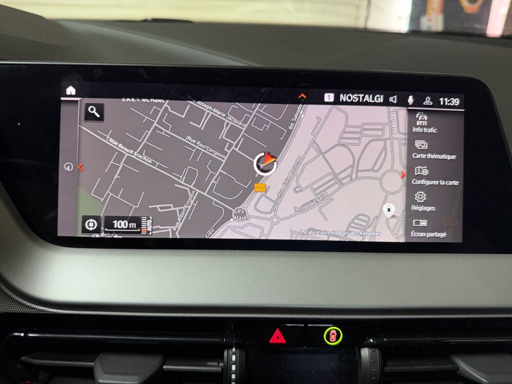 S&eacute;rie 1 1.5 116CV BUSINESS DESIGN DKG BVA-CARPLAY-CAMERA DE RECUL-TV 2023 occasion 60740 Saint-Maximin