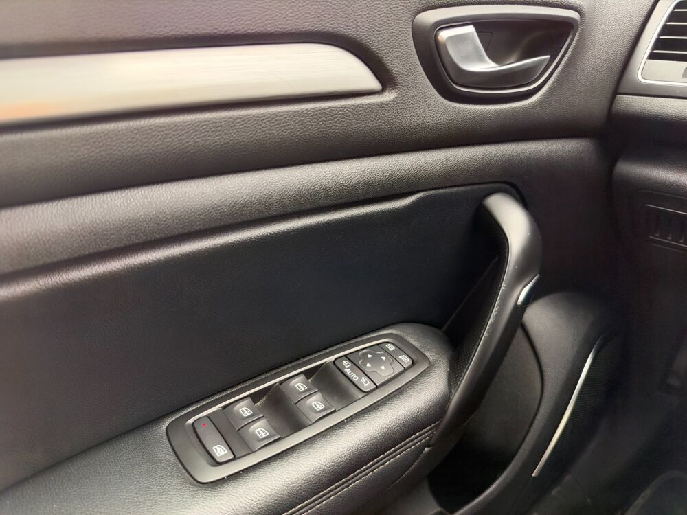 M&eacute;gane 1.6 DCI 130 INTENS 2016 occasion 26000 Valence