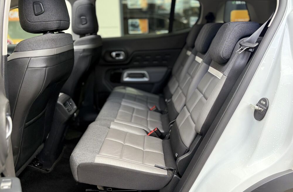 C5 aircross 1.6 HYBRID 225 ch SHINE PACK E-EAT8 + TOIT PANORAMIQUE + CAR 2020 occasion 77700 Serris