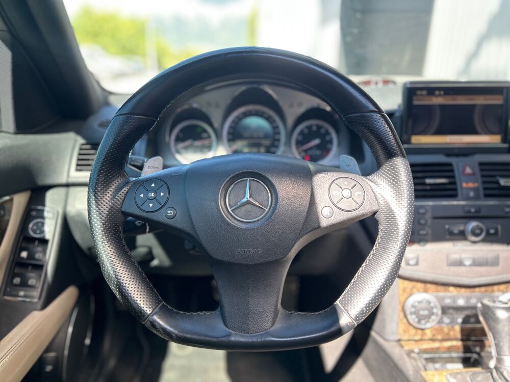 Classe C 6.2L 63 V8 455ch AMG / TOIT OUVRANT + HARMAN KARDON + SIEGE 2010 occasion 38420 Le Versoud
