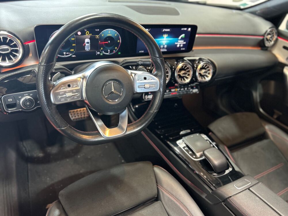 Classe A 1.5 180 D 116 CH AMG LINE 7G-DCT SUIVI MERCEDES / TOIT OUVRA 2019 occasion 29000 Quimper