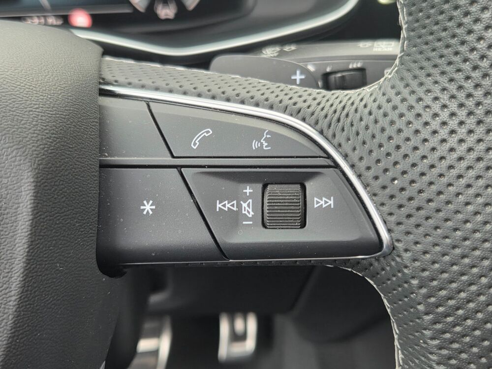 Q8 3.0 60 TFSIE 490H 340 PHEV HYBRID 25.9KWH COMPETITION QUATTR 2024 occasion 33210 Maz&egrave;res