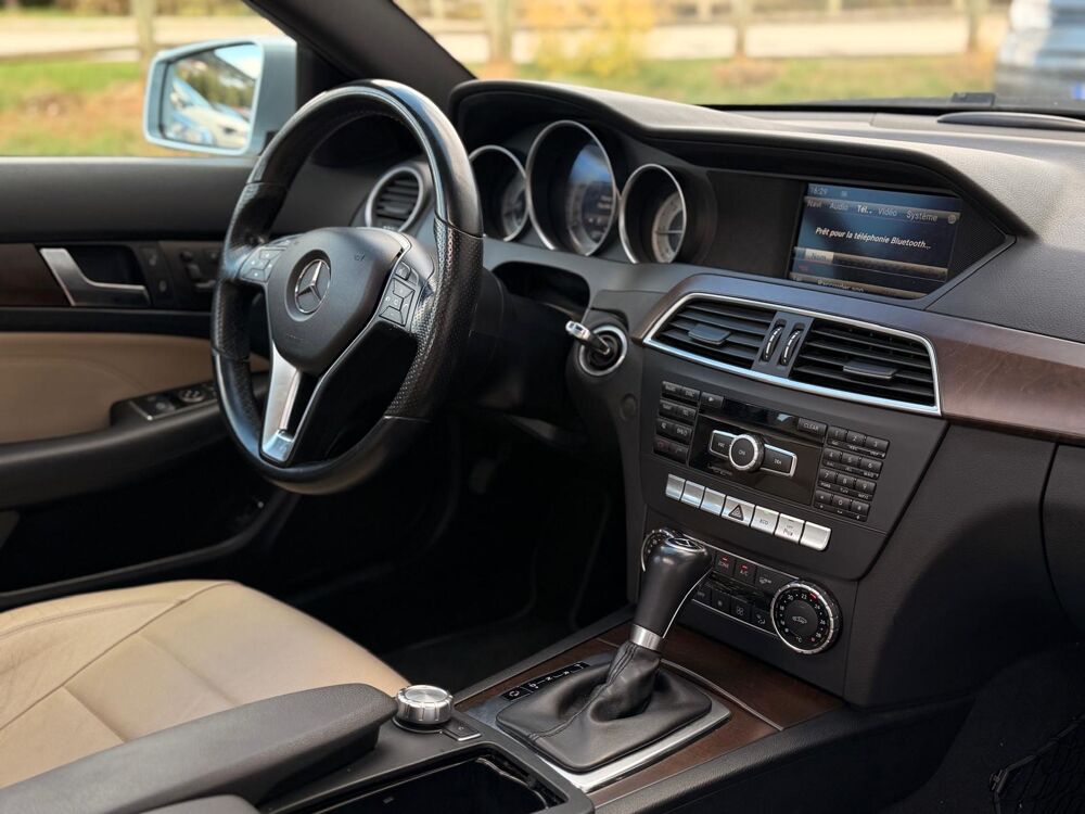 Classe C COUPE 2.2 250 CDI 205CH BLUEEFFICIENCY EXECUTIVE 7G-TRONIC B 2013 occasion 25300 Pontarlier