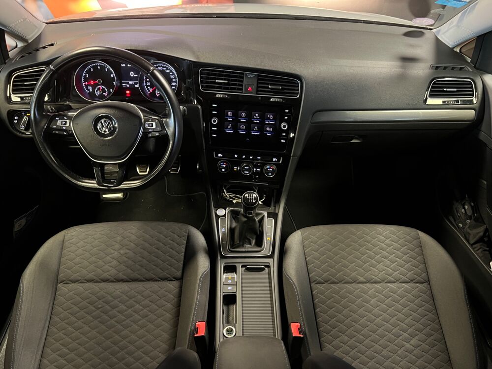 Golf 1.0 TSI 115 CONNECT/ENTRETIEN OK/REGULATEUR ADAPTATIF/2EME M 2018 occasion 44300 Nantes
