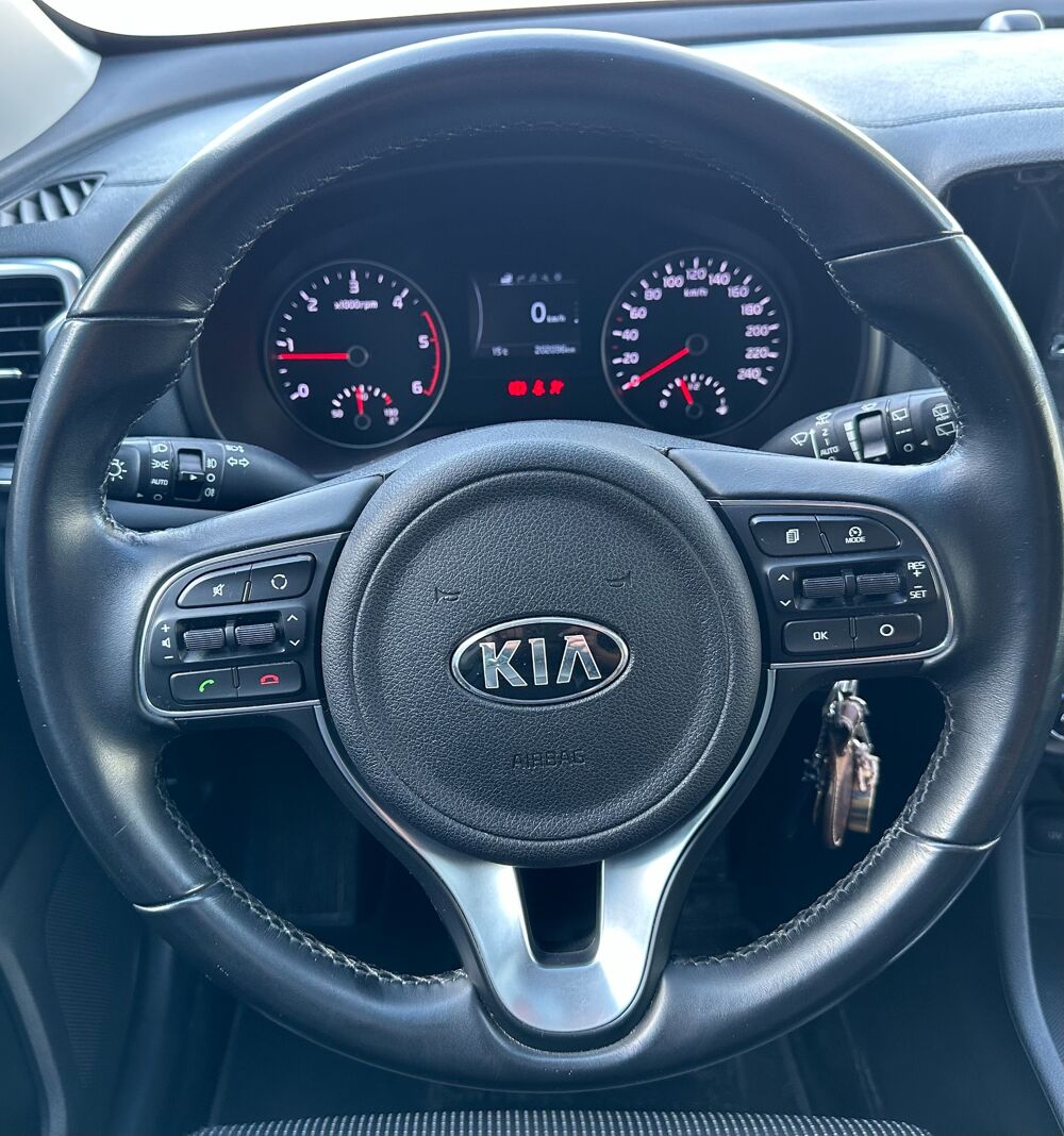 Sportage 1.7 CRDI 115 CH / pREMIUM / CAMERA RECUL - TOIT OUVRANT - S 2016 occasion 44220 Cou&euml;ron
