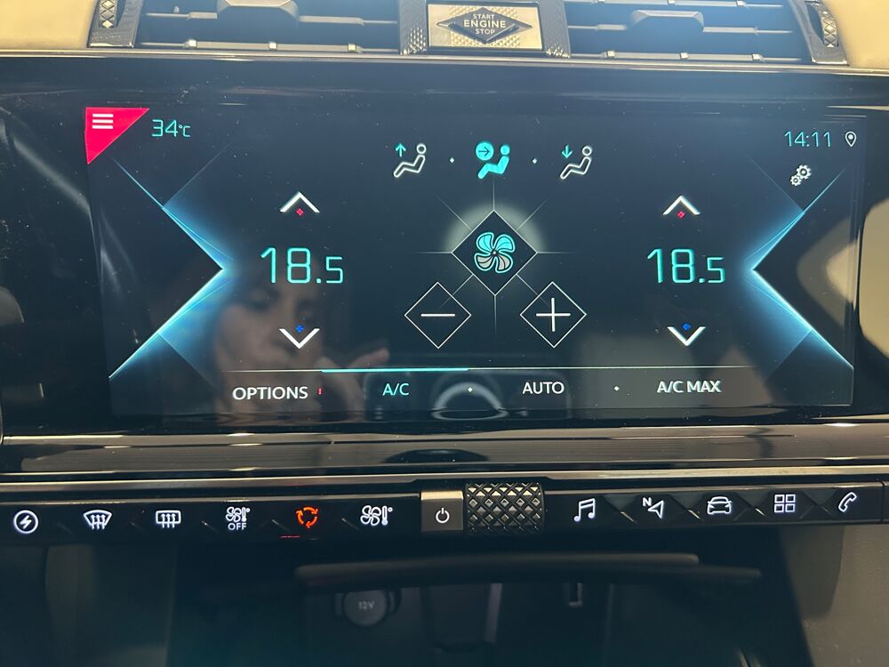 DS3 1.6 225H 180 PHEV HYBRID 13.2KWH RIVOLI BVA Hybride Recharge 2022 occasion 83600 Fr&eacute;jus