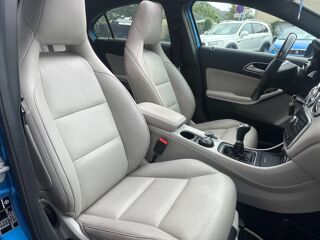 Classe A 1.8 200 CDI 135 BLUEEFFICIENCY FASCINATION 2013 occasion 38420 Le Versoud