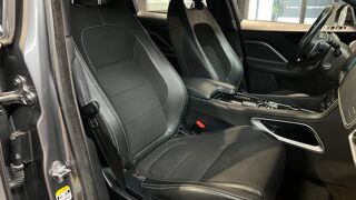 F-PACE 2.0 D 180 R-SPORT AWD BVA - ATTELAGE - SONORISATION MERIDIAN 2019 occasion 33610 Cestas