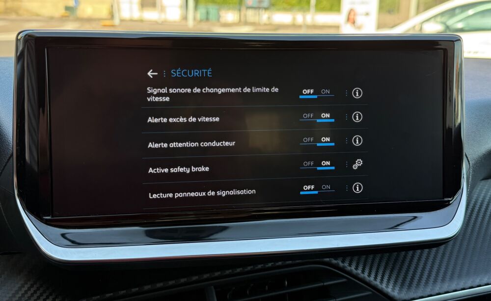 208 II (2) 1.2 HYBRID 110 STYLE E-DCS6 + RADARS AR + CARPLAY + 1 2025 occasion 54000 Nancy