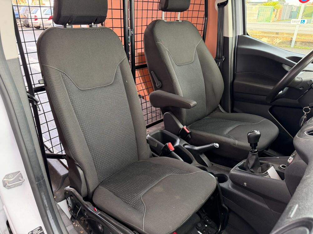 Transit FOURGON 1.5 TDCI 75 ch TREND BUSINESS - TVA RECUPERABLE 2022 occasion 64320 Idron