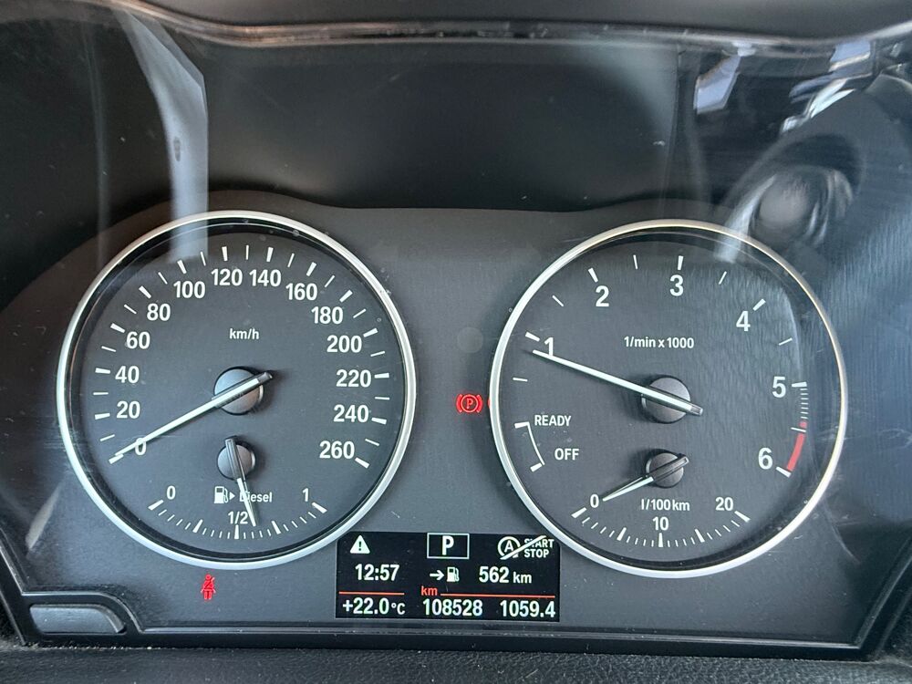 Serie 2 218 D 2.0 ACTIVE-TOURER SPORT 150Ch BVA - TOIT OUVRANT 2015 occasion 26000 Valence