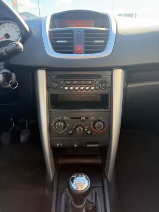 207 1.4 VTI 95Ch ACTIVE 2&Egrave;ME MAIN - MOTEUR &Agrave; CHAINE - SI&Egrave;GES CHA 2011 occasion 27000 &Eacute;vreux