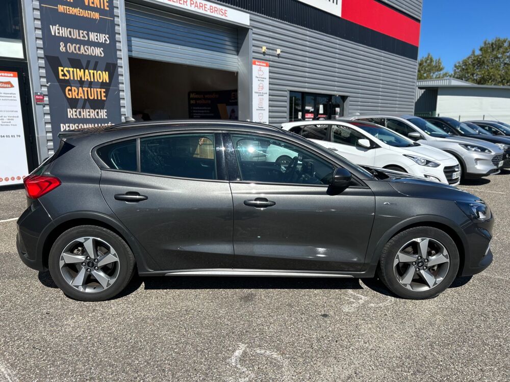 Focus 1.0 ECOBOOST 125CH ACTIVE / ATTELAGE / ENTRETIEN CONSTRUCTEU 2019 occasion 47000 Agen