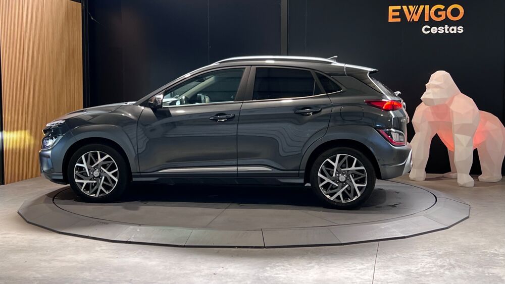 Kona CREATIVE 1.6 GDI 141cH HYBRID BVA - 1&Egrave;RE MAIN - CAM&Eacute;RA DE RE 2022 occasion 33610 Cestas