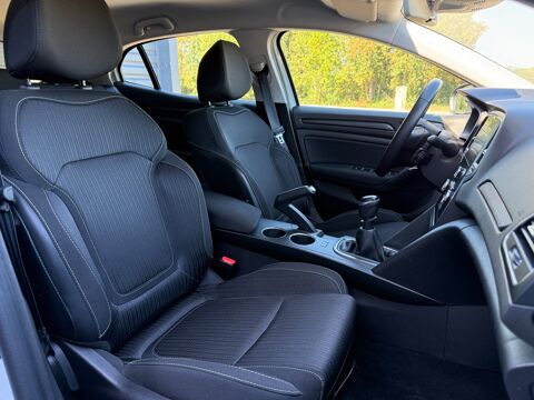 M&eacute;gane IV (4) 1.5 BLUEDCI 115 ch BUSINESS 2020 occasion 65290 Juillan