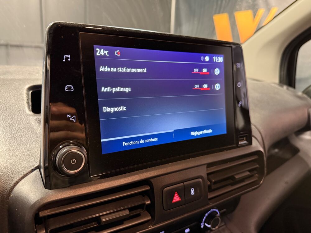 Combo VU 6 250 HT / FOURGON 1.5 TD 100CH H1 SELECT / CLIM - CARPLAY 2020 occasion 24750 Tr&eacute;lissac