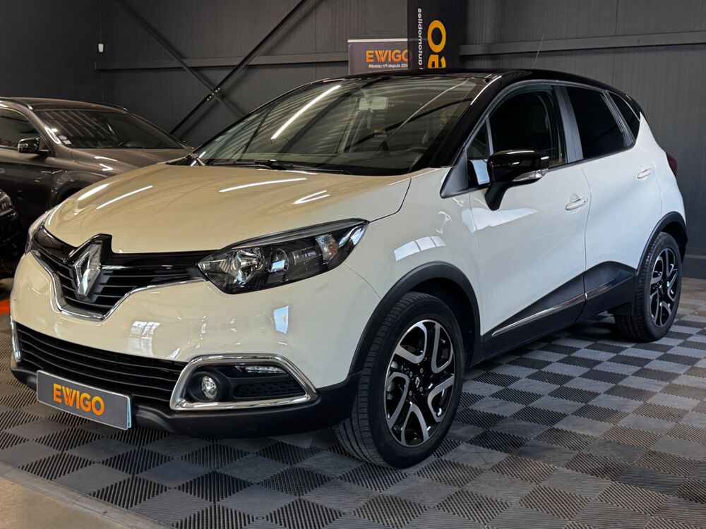 Captur 0.9 TCE 90 Ch - BUSINESS - 1ERE MAIN - ENTRETIEN CONSTRUCTEU 2015 occasion 79000 Niort