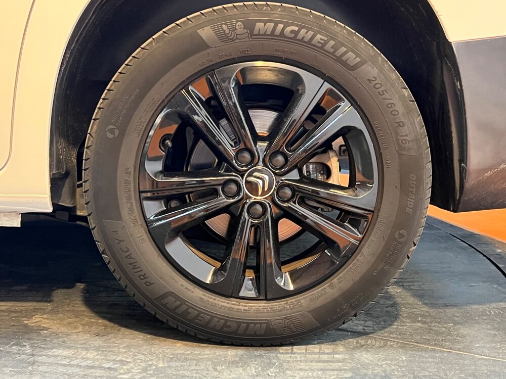 Berlingo GENERATION-III COMBI 1.2 130CH M L1 SHINE EAT BVA / 1ERE MAI 2022 occasion 33320 Eysines