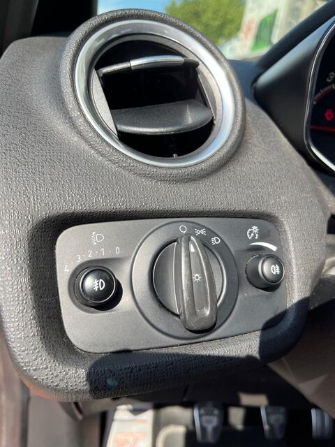 Fiesta 1.6 ECOBOOST 182Ch ST / KEYFREE / SONY / ROUGE RACING / SI&Egrave;G 2014 occasion 74600 Seynod
