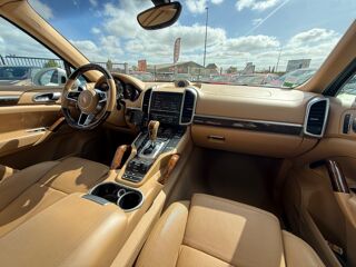 Cayenne 3.6 420CH S TIPTRONIC-S BVA - PACK CHRONO - SI&Egrave;GES AV CHAUFF 2017 occasion 27000 &Eacute;vreux