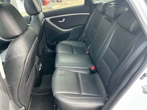 i30 CW 1.6 CRDI 110 CH EXECUTIVE / ATTELAGE / CAMERA DE RECUL 2015 occasion 47000 Agen