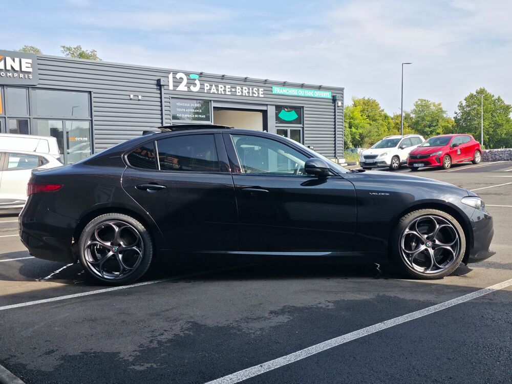 Giulia 2.2 JTDM 210ch VELOCE Q4 BVA8 2017 occasion 17100 Saintes